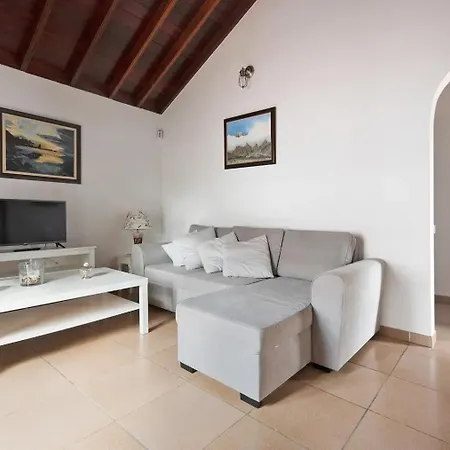 Holiday home Casa La Relva - Terraza Y Jacuzzi
