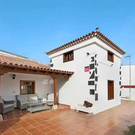 Holiday home Casa La Relva - Terraza Y Jacuzzi